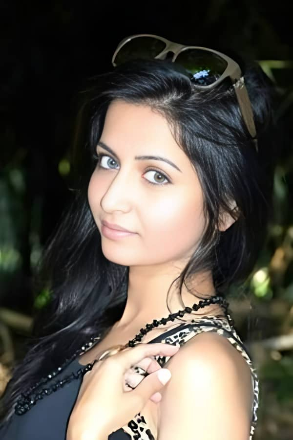Escort Service in Pimpri Chinchwad
